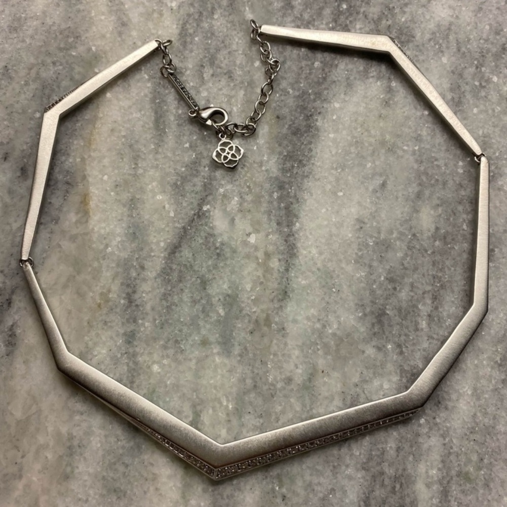 KENDRA SCOTT • Gunmetal Lucas Choker Adjustable Slider Necklace - Picture 3 of 4